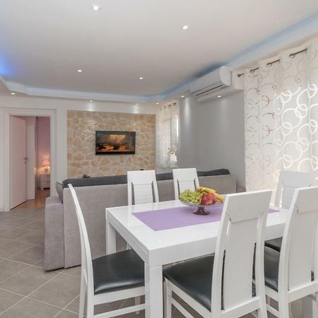 New 4* Apartment "Orto" In The Center Of Trogir Exterior photo
