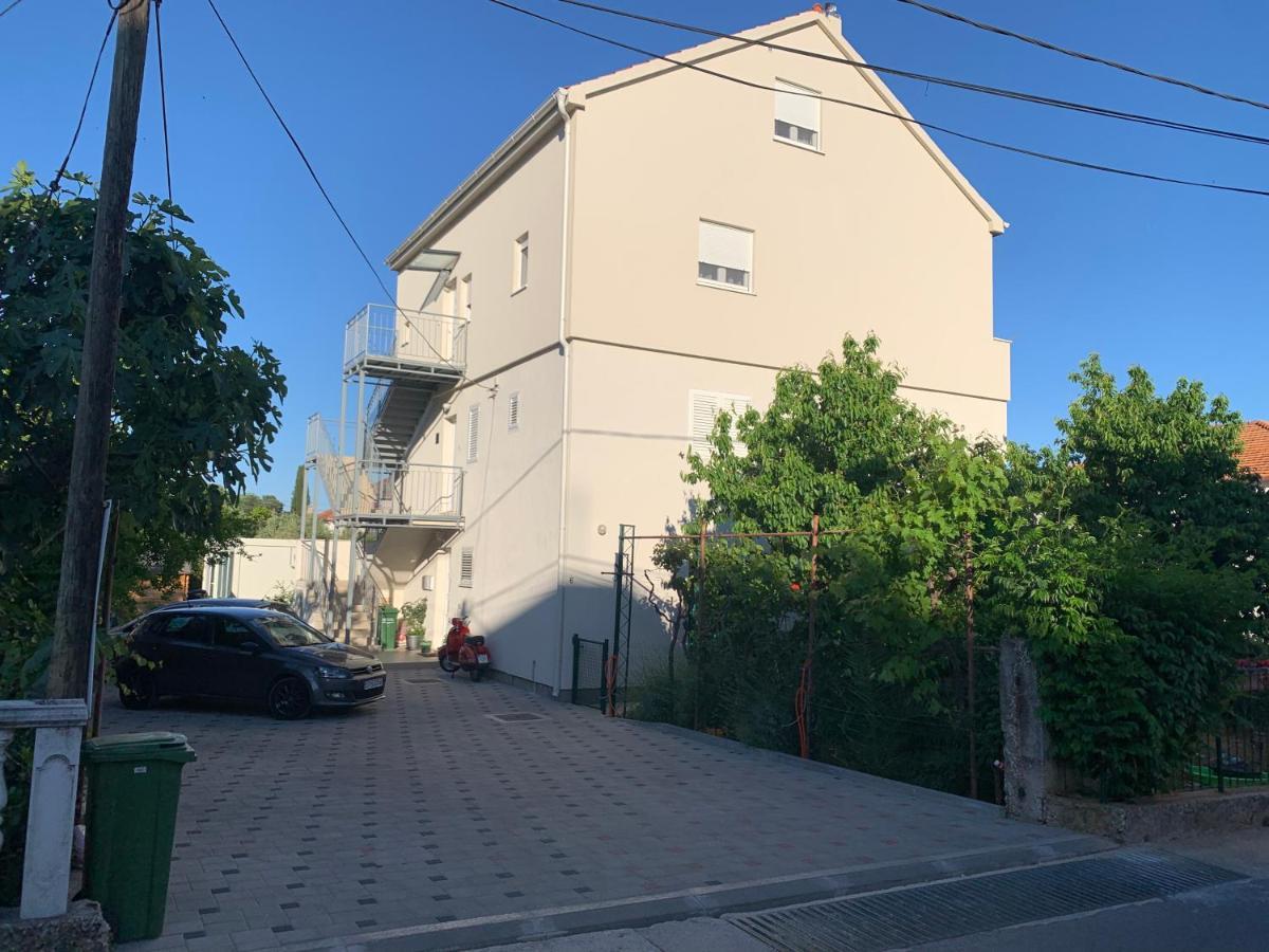New 4* Apartment "Orto" In The Center Of Trogir Exterior photo