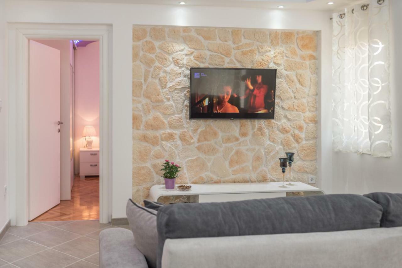 New 4* Apartment "Orto" In The Center Of Trogir Exterior photo