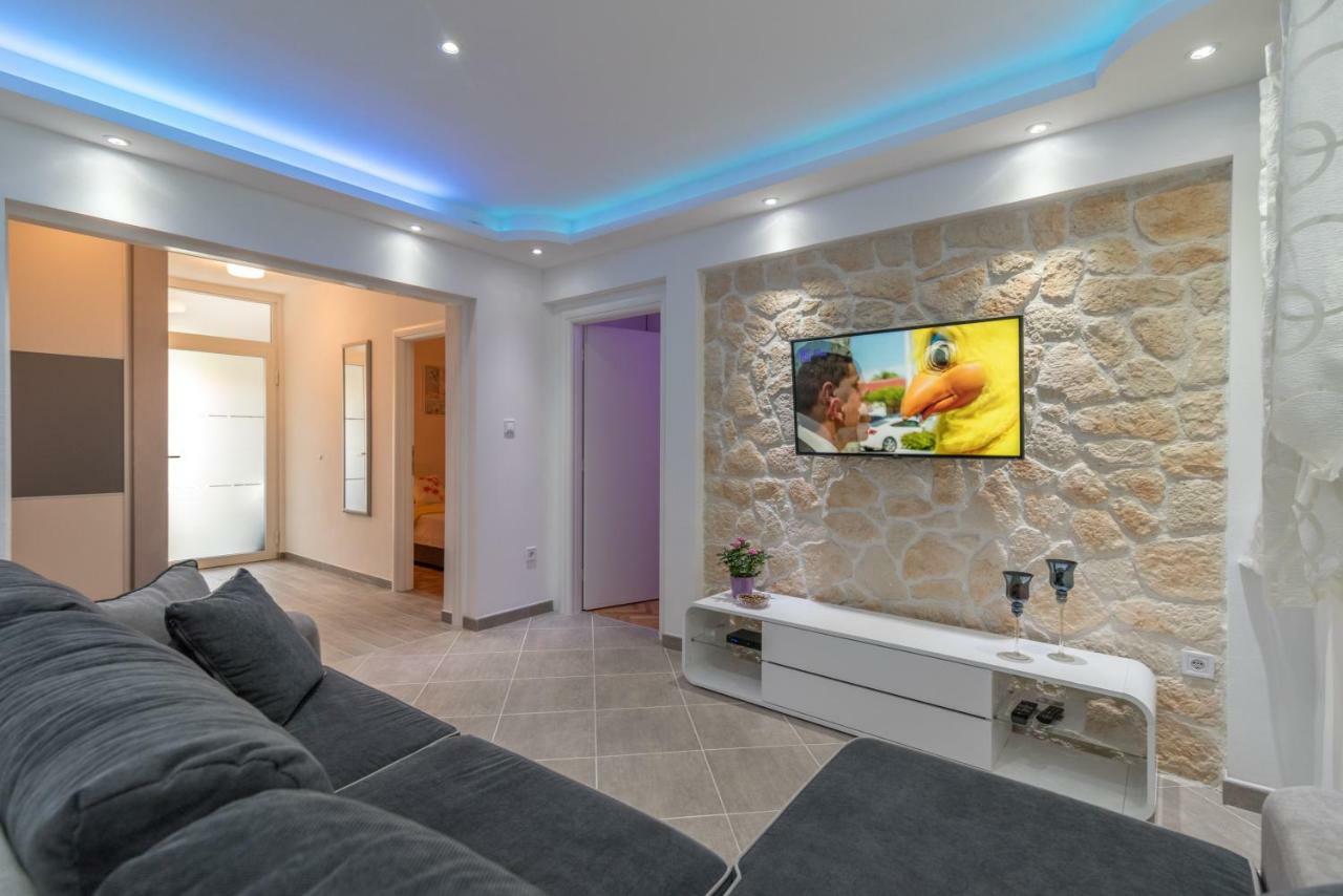 New 4* Apartment "Orto" In The Center Of Trogir Exterior photo